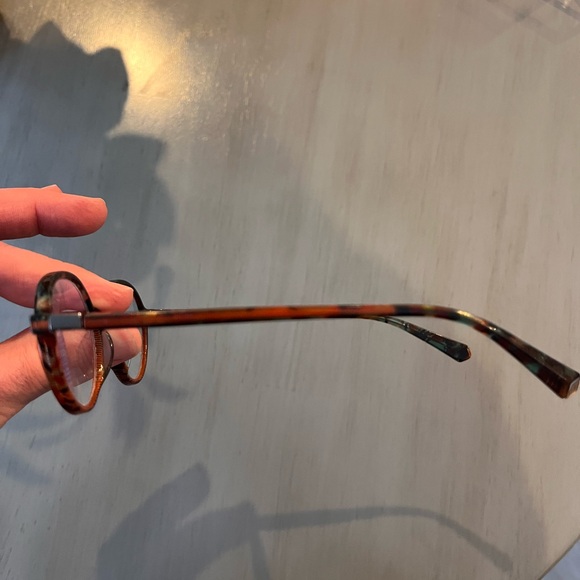 Le Rey Tortoise Shell Round Glasses - Picture 4 of 5